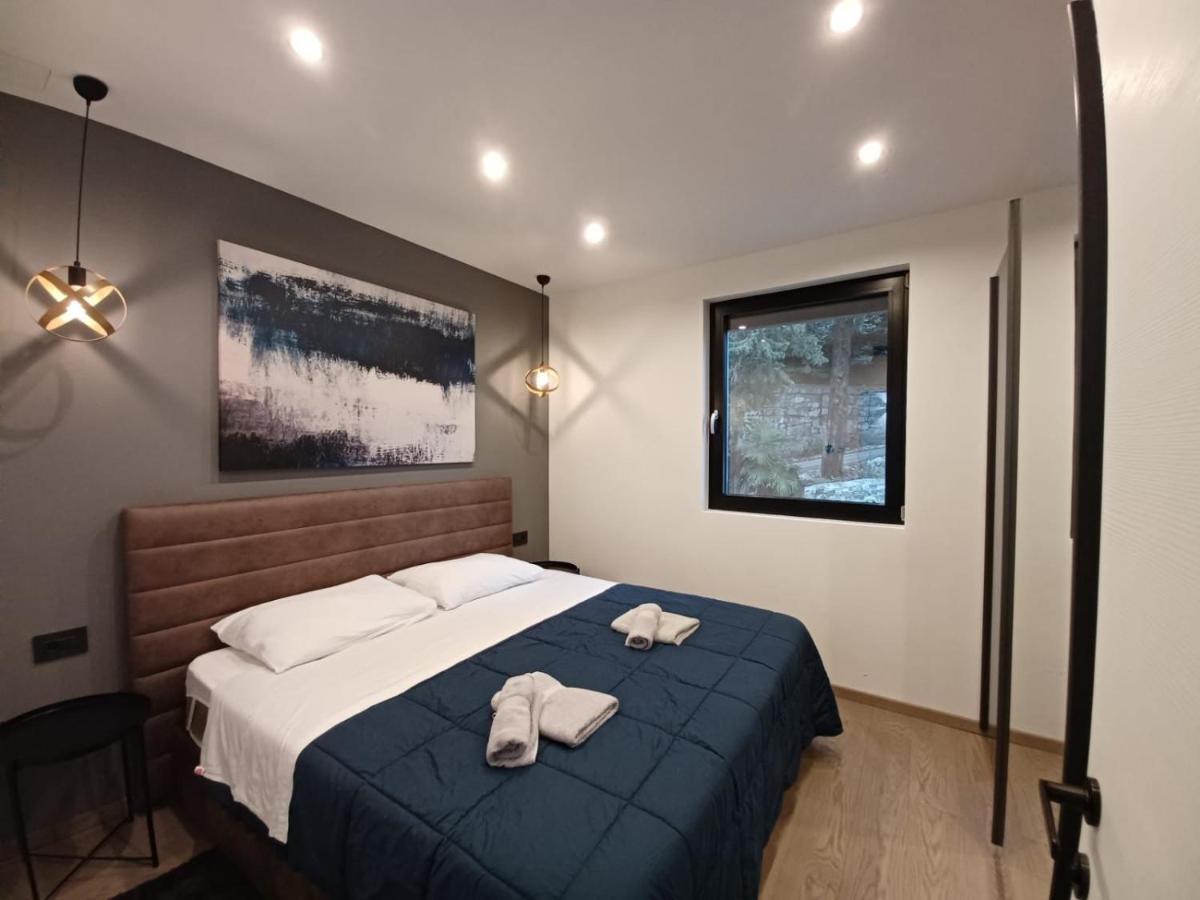 Aparthotel Villa V With Heated Pool Rijeka Eksteriør bilde